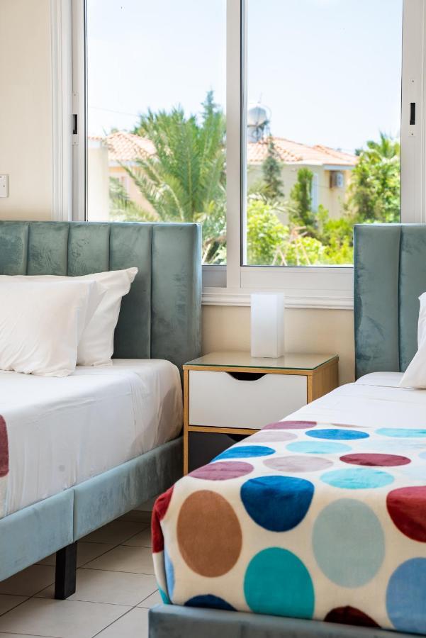 Villa Oasis By Ezoria Villas Coral Bay Buitenkant foto